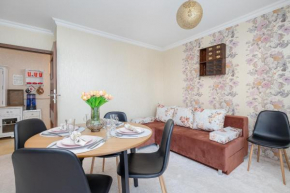 Exceptional Apartment 550 m from the Beach by Noclegi Renters, Świnoujście